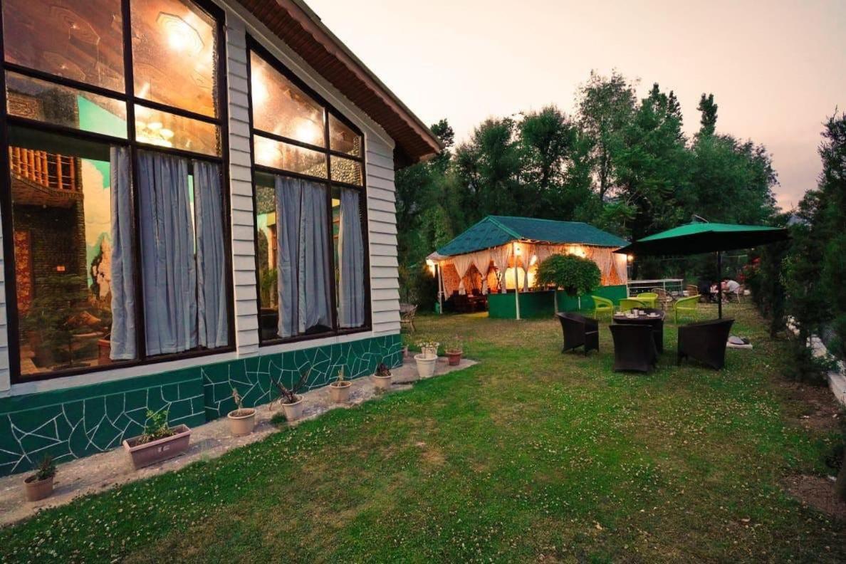 Sojourn Cottages Pahalgām Екстериор снимка