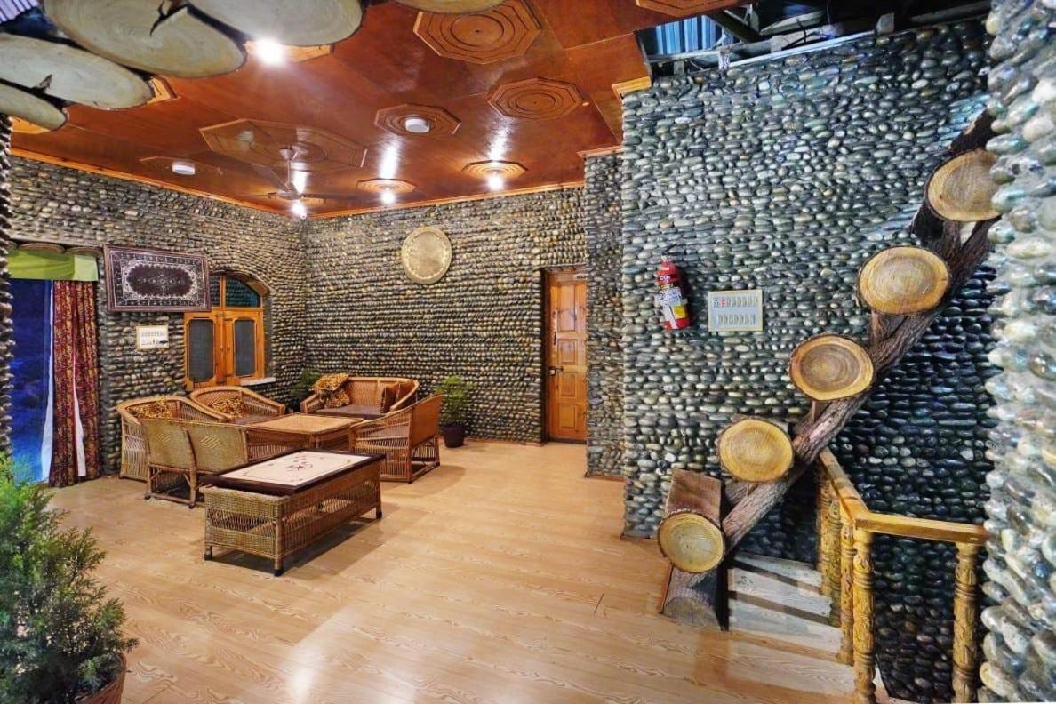 Sojourn Cottages Pahalgām Екстериор снимка