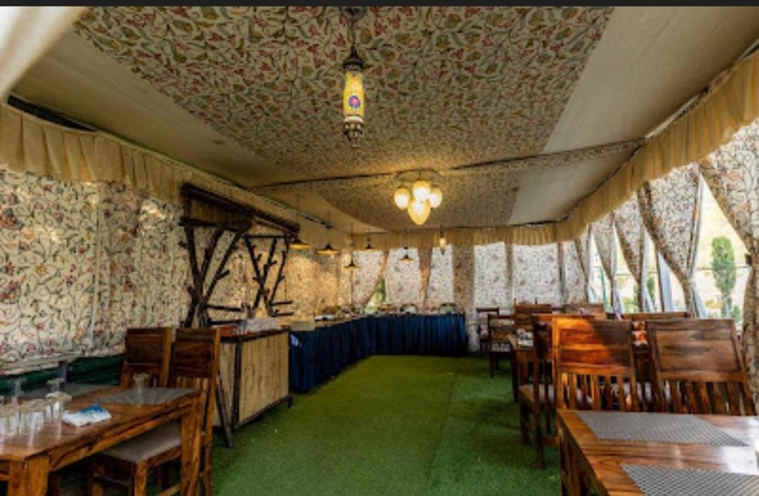 Sojourn Cottages Pahalgām Екстериор снимка